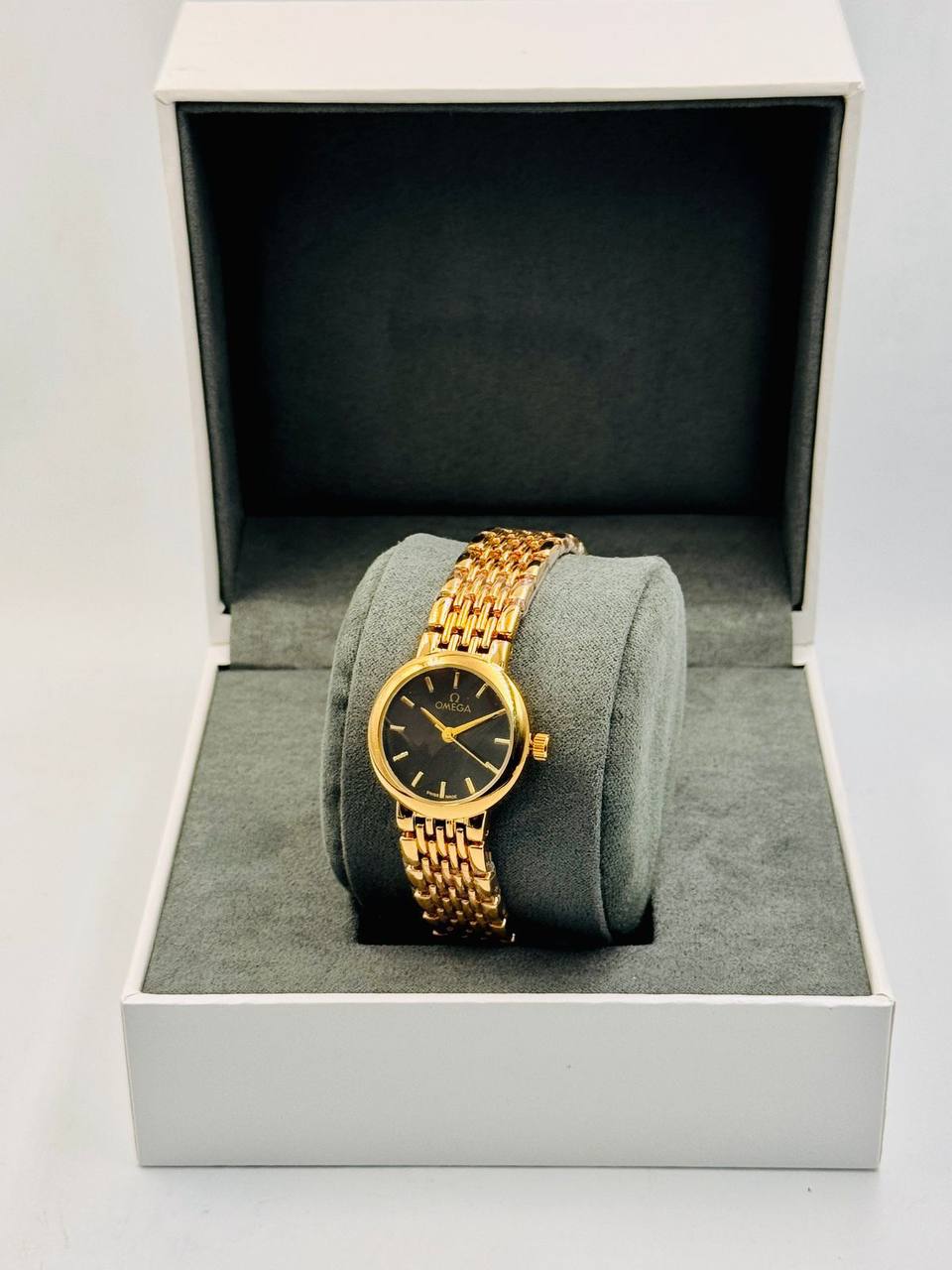 Omega ladies
*New Arrival*🔥
55 dhs✅

Zain08
♥️♥️♥️