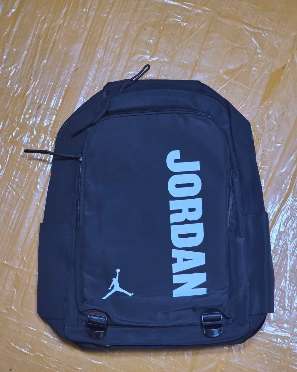 School 🏫 bags 🎒 

50 dhs🇦🇪🇦🇪

Zain27
♥️♥️♥️