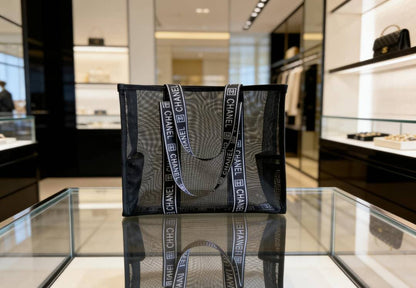Chanel
50 dhs🇦🇪
Big size 
36/9/36

Zain07
♥️♥️♥️