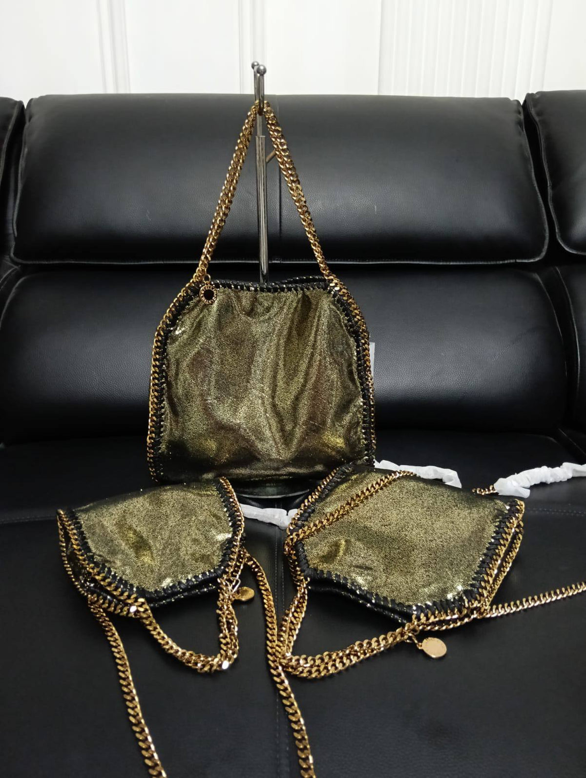 Stella McCartney

95 dhs🇦🇪     16cm
100 dhs🇦🇪    19cm
105 dhs🇦🇪    25cm


Three sizes available

Zain26
♥️♥️♥️