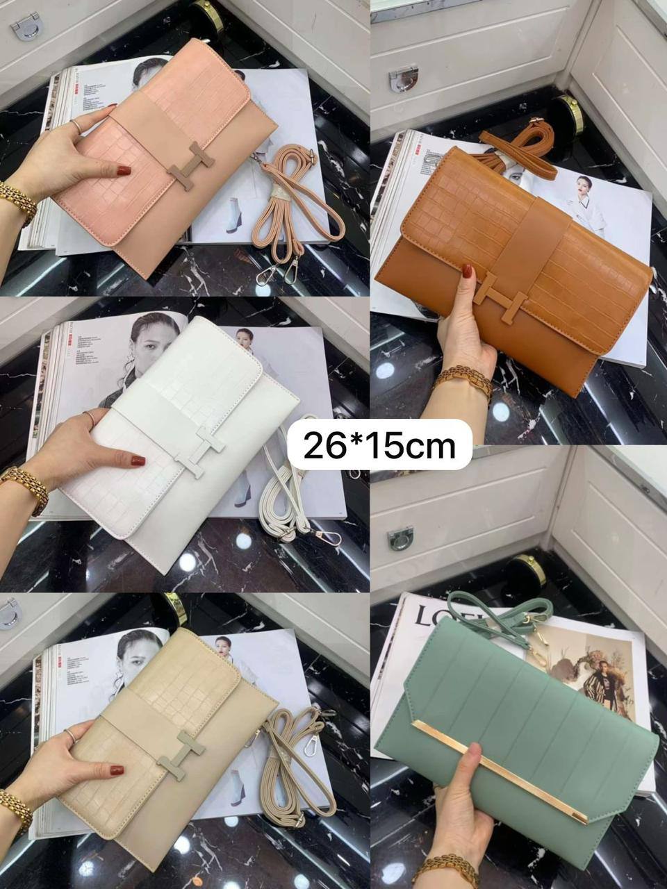 🎉  🎊 Clutch bag
Size : 26 *15 cm
45 dhs✅

Zain115
♥️♥️♥️