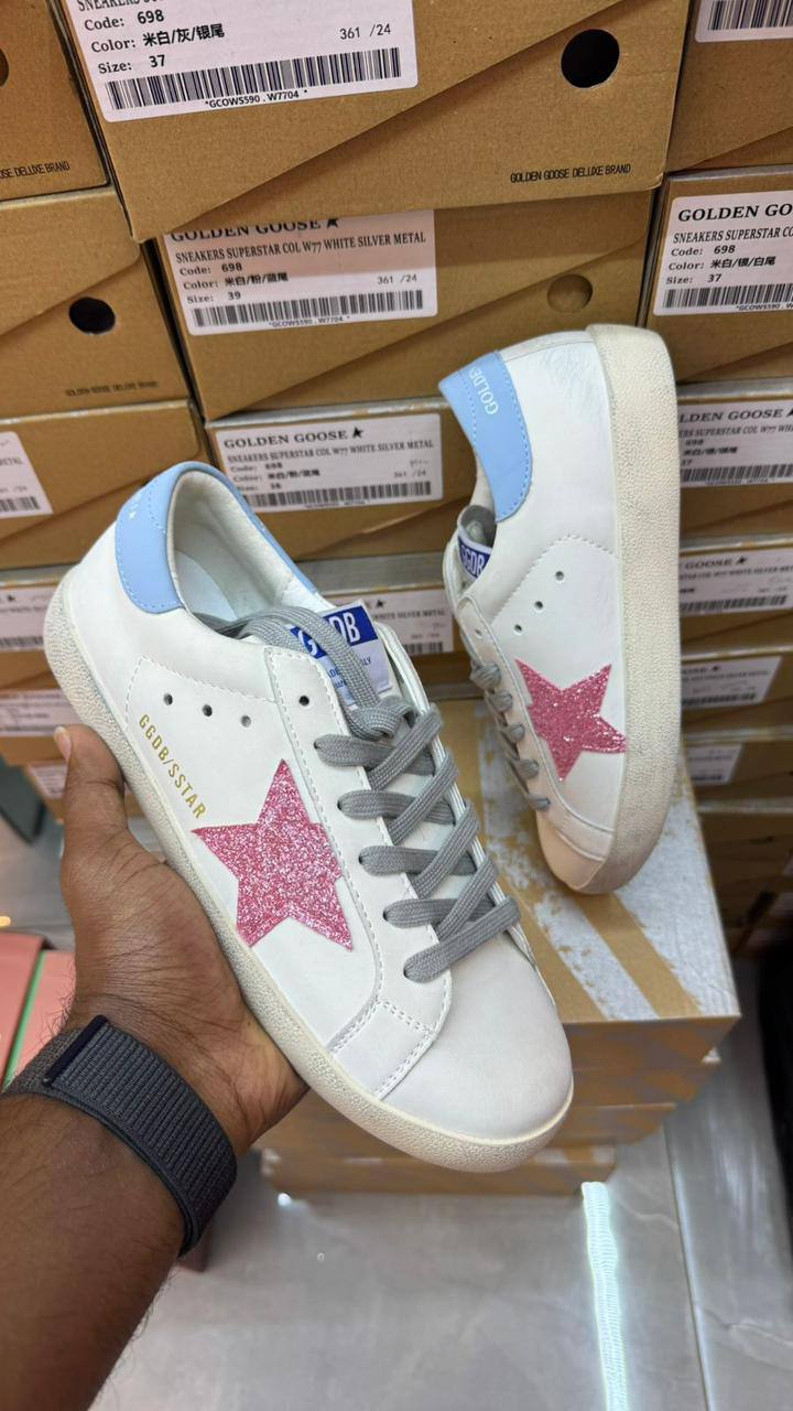 GGDB
Size 36 to 41 
160 dhs✅

Zain183
♥️♥️♥️