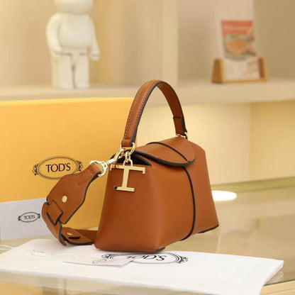 TODS

105 dhs🇦🇪🇦🇪

 each with box

Zain26
♥️♥️♥️