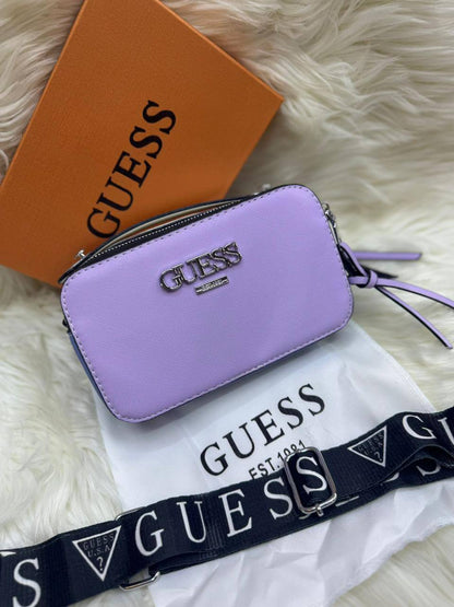 Guess cross
Size : 19 * 11 * 7 cm
60 dhs🪙💕
with box🎁

Zain115
♥️♥️♥️