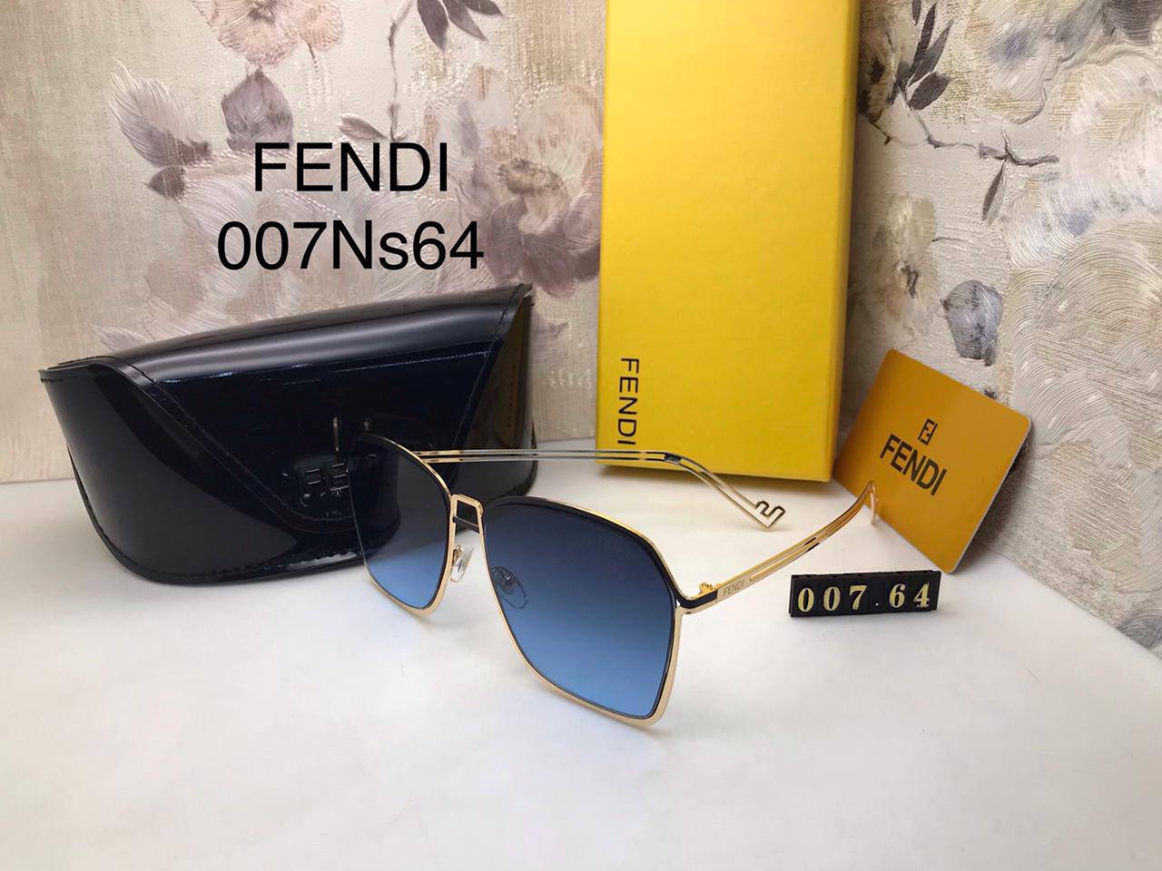 Fendi
70 dhs✅

Zain126
♥️♥️♥️