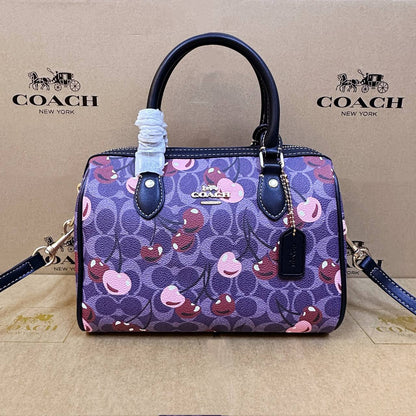 COACH 
HIGH QUALITY 
WITH BOX 
120 dhs💓
25cm

Zain39
♥️♥️♥️