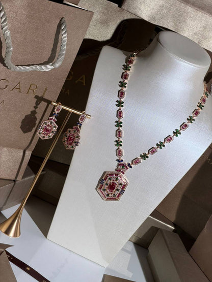 *BVlGARI*
New Collection 😍

Quality: Super Master 
Non -Tarnish color
* Necklace 
* ⁠Earrings
* ⁠For Price 👇 WTSP Text Zain 0568585901
* ⁠
* ⁠Zain268
♥️♥️♥️