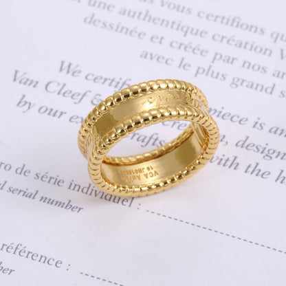 VCA ❤️‍🔥
Bangle 😍
Ring 💍 available size👇
6,7,8,9
Master quality 💯
With normal boxes 🗃️ 
105 dhs🇦🇪🇦🇪

With master box 🗃️ 
125 dhs🇦🇪🇦🇪

Zain216
♥️♥️♥️