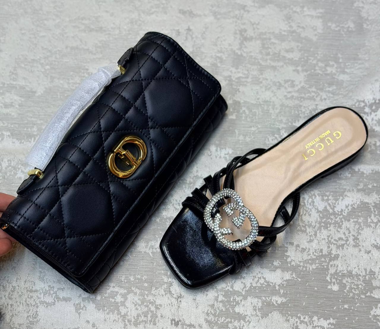 Gucci dior
Set

200 dhs

Zain175
♥️♥️♥️