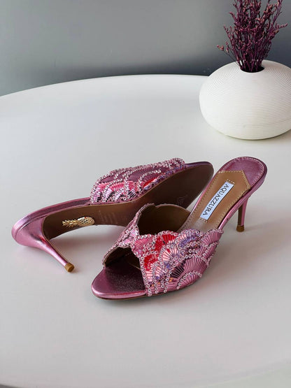 New aquzzura🌹
36_41
Super high quality 🌹
600 dhs🪙🖤

Zain176
♥️♥️♥️