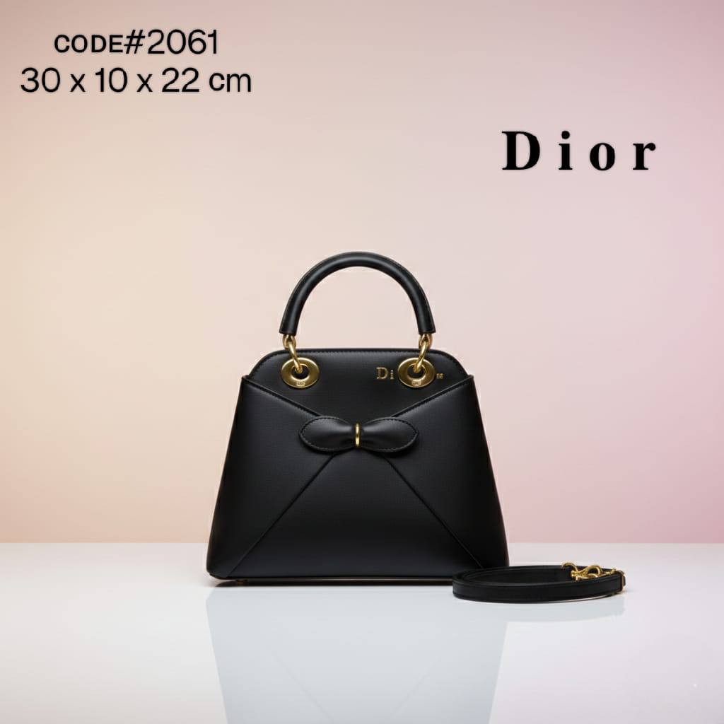 CHRISTIAN DIOR
ᴄɪɢᴀʟᴇ sɪɢɴᴀᴛᴜʀᴇ ʙᴏᴡ
ᴡɪᴛʜ ʟᴏɴɢ ʙᴇʟᴛ sᴛʀᴀᴘ
ɢᴏʟᴅ ʜᴀʀᴅᴡᴀʀᴇ
sɪᴢᴇ : 30 cm

75 dhs💓

Zain31
♥️♥️♥️