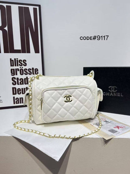 CHANEL ᴄᴀᴍᴇʀᴀ ᴄᴀsᴇ
CROSS BODY BAG
ǫᴜɪʟᴛᴇᴅ ʟᴇᴀᴛʜᴇʀ ᴍᴀᴛᴇʀɪᴀʟ
ᴄʜᴀɪɴ sʜᴏᴜʟᴅᴇʀ ʙᴀɢ
sɪᴢᴇ : 24 cm
ᴡɪᴛʜ BOX
🎁🎁🎁

75 dhs🪙💕

Zain31
♥️♥️♥️