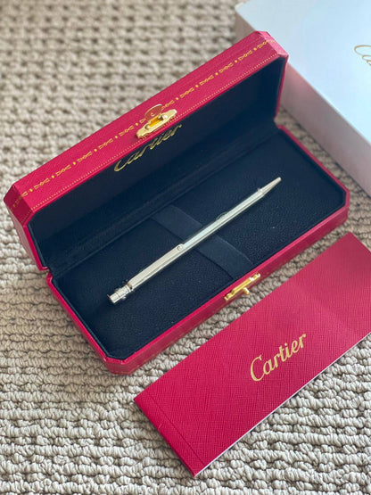 CARTIER
*Pen✍️*
*New Collection*
*Master Quality*
190 dhs✅

Zain179
♥️♥️♥️