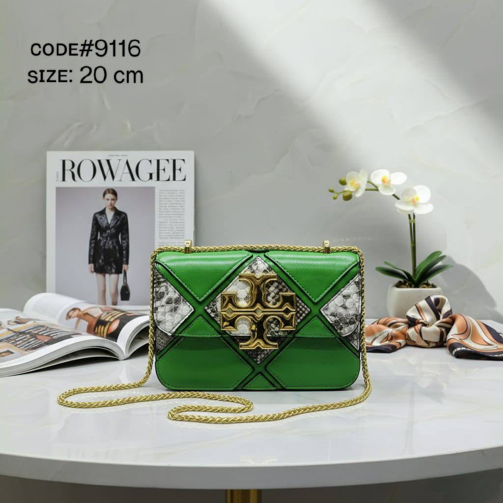 TORY BURCH ᴇʟᴇᴀɴᴏʀ
ᴅɪᴀᴍᴏɴᴅ ǫᴜɪʟᴛᴇᴅ
ᴄᴏɴᴠᴇʀᴛɪʙʟᴇ sʜᴏᴜʟᴅᴇʀ ʙᴀɢ
sɴᴀᴋᴇ ʟᴇᴀᴛʜᴇʀ ᴍᴀᴛᴇʀɪᴀʟ
sɪᴢᴇ: 20 cm
ᴡɪᴛʜ BOX🎁🎁🎁

60 dhs👑

Zain31
♥️♥️♥️