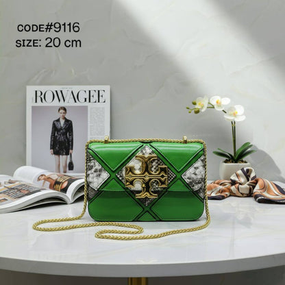 TORY BURCH ᴇʟᴇᴀɴᴏʀ
ᴅɪᴀᴍᴏɴᴅ ǫᴜɪʟᴛᴇᴅ
ᴄᴏɴᴠᴇʀᴛɪʙʟᴇ sʜᴏᴜʟᴅᴇʀ ʙᴀɢ
sɴᴀᴋᴇ ʟᴇᴀᴛʜᴇʀ ᴍᴀᴛᴇʀɪᴀʟ
sɪᴢᴇ: 20 cm
ᴡɪᴛʜ BOX🎁🎁🎁

60 dhs👑

Zain31
♥️♥️♥️