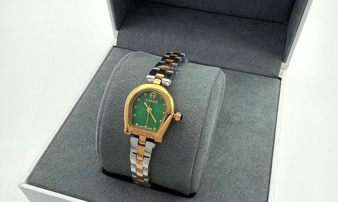 Ladies Watch
60 dhs🇦🇪🇦🇪

Zain45
♥️♥️♥️