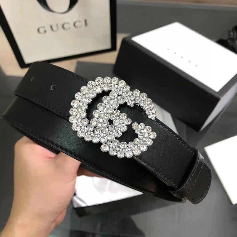 💜 Gucci 💜
💜*super master*💜
💜*4 cm*💜
320 dhs💓

Zain281
♥️♥️♥️