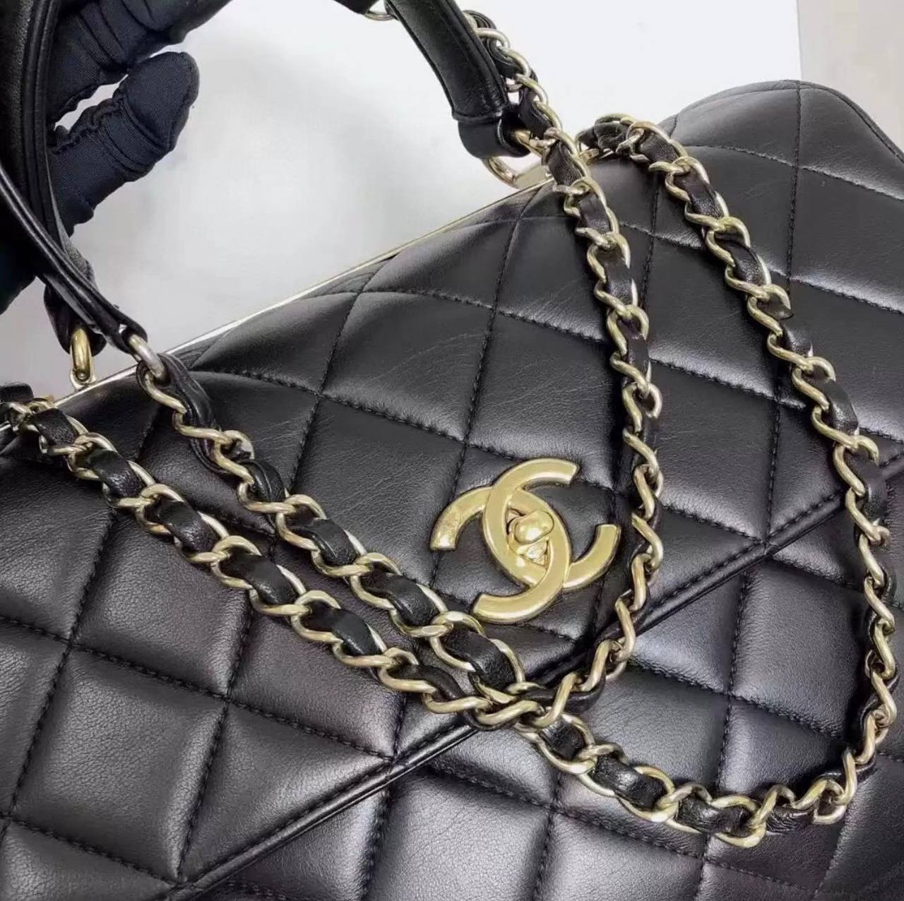 CHANEL
 GOOD QUALITY
110 dhs✅

Zain295
♥️♥️♥️