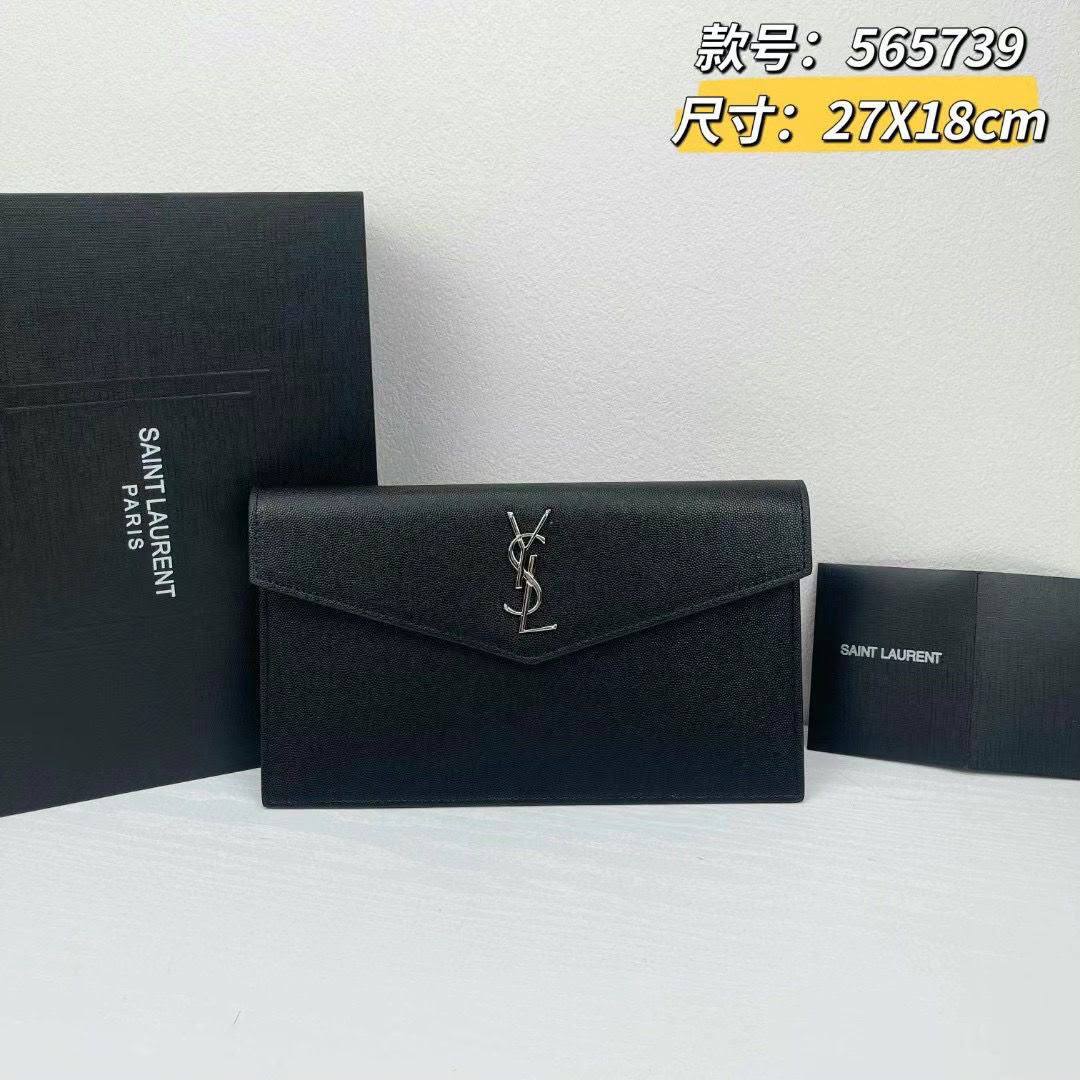 Ysl

190 dhs🇦🇪🇦🇪

Zain153
♥️♥️♥️
