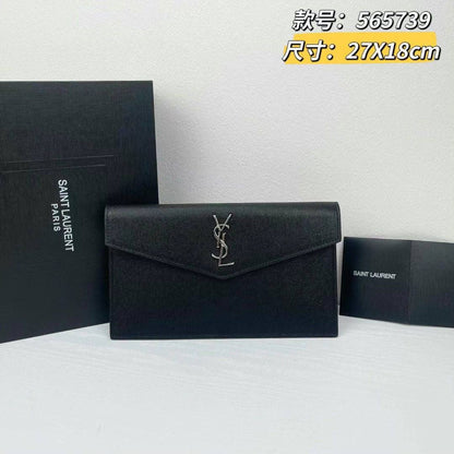 Ysl

190 dhs🇦🇪🇦🇪

Zain153
♥️♥️♥️