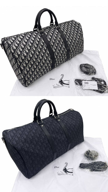 Travel bag 
55cm 
good quality 
120 dhs🇦🇪🇦🇪

Zain168
♥️♥️♥️