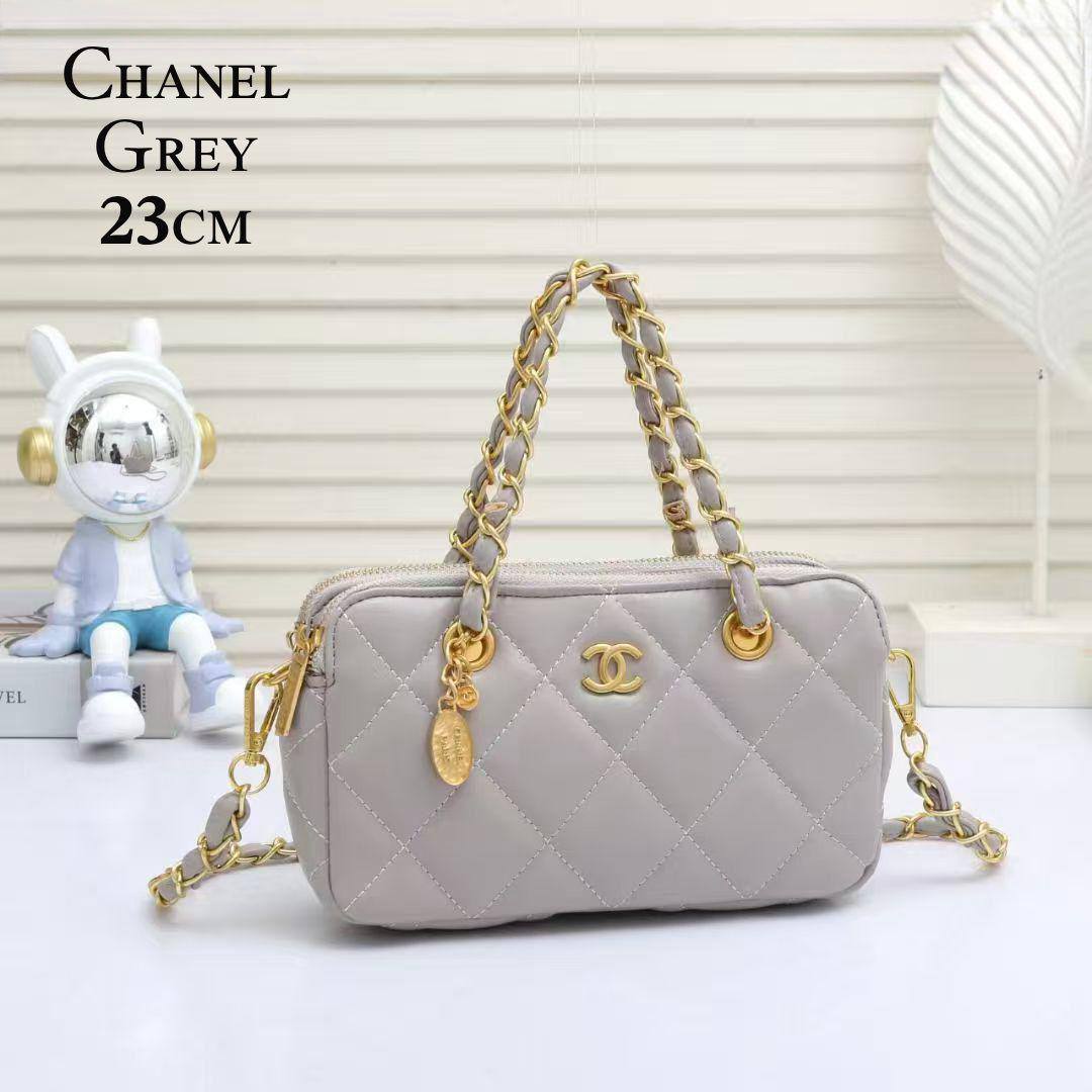 ᴄʜᴀɴᴇʟ ᴍᴀᴛᴇʟᴀssᴇ  ʜᴀɴᴅʙᴀɢ
ᴄʜᴀɪɴ/compartment
ᴡɪᴛʜʙᴏx
🎁🎁🎁

ʟᴀᴍʙsᴋɪɴ 
sɪᴢᴇ:23ᴄᴍ
95 dhs💓

Zain56
♥️♥️♥️