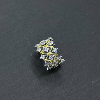 Fashion Ring 💍* 
Adjustable 
Offer price 
Available more design 
30 dhs🪙💚 normal box 📦

Zain48
♥️♥️♥️