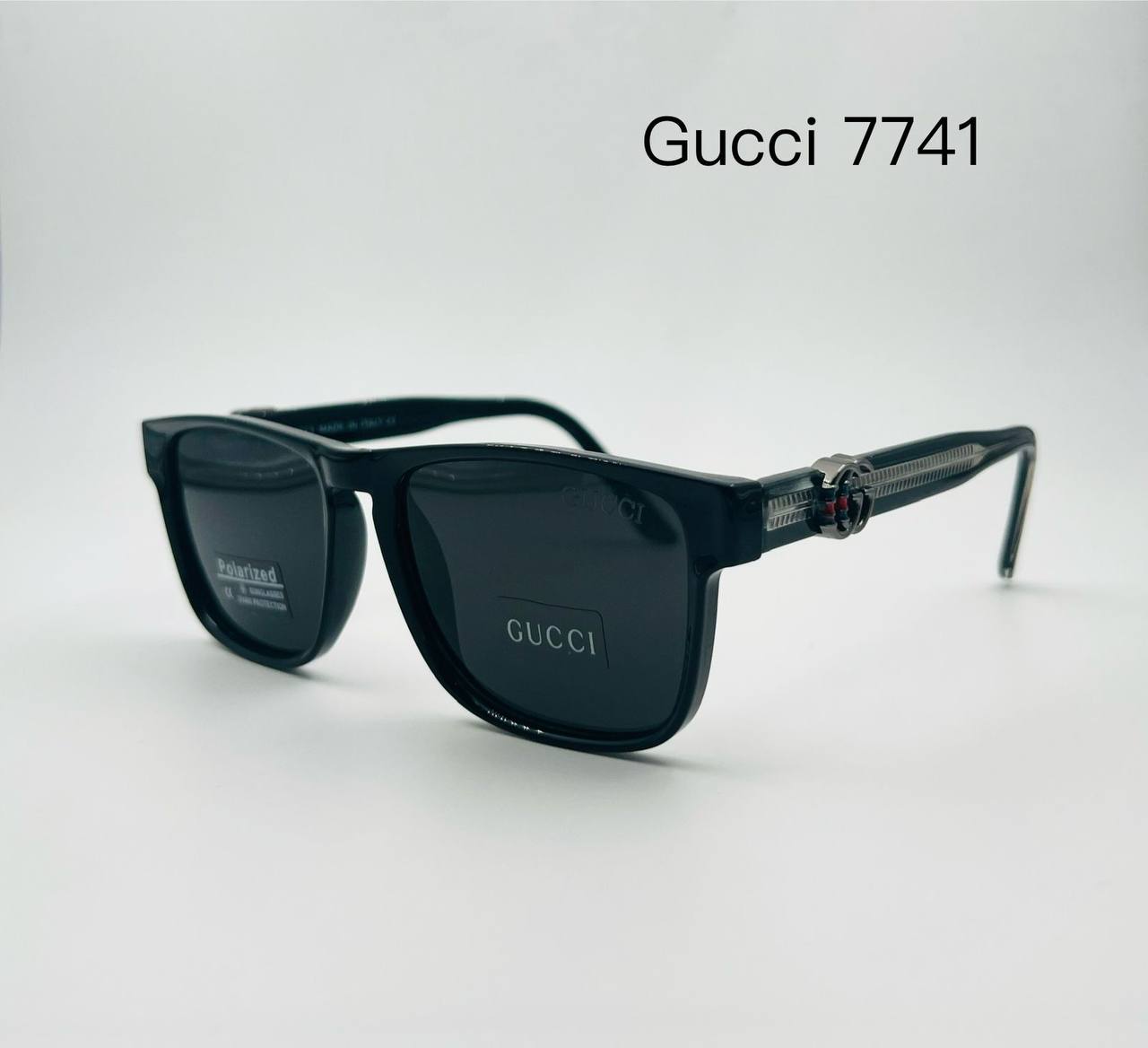 GUCCI 💥*
Sunglasses 🕶️ 
good quality 💯
With master box 🗃️ 
50 dhs✅

Zain273
♥️♥️♥️