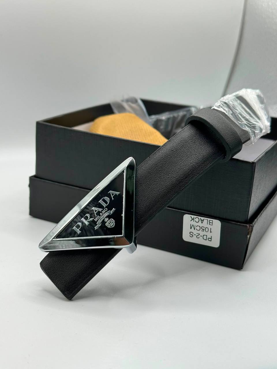 Ladies Belts 
With box
40 dhs🇦🇪🇦🇪

Zain93
♥️♥️♥️