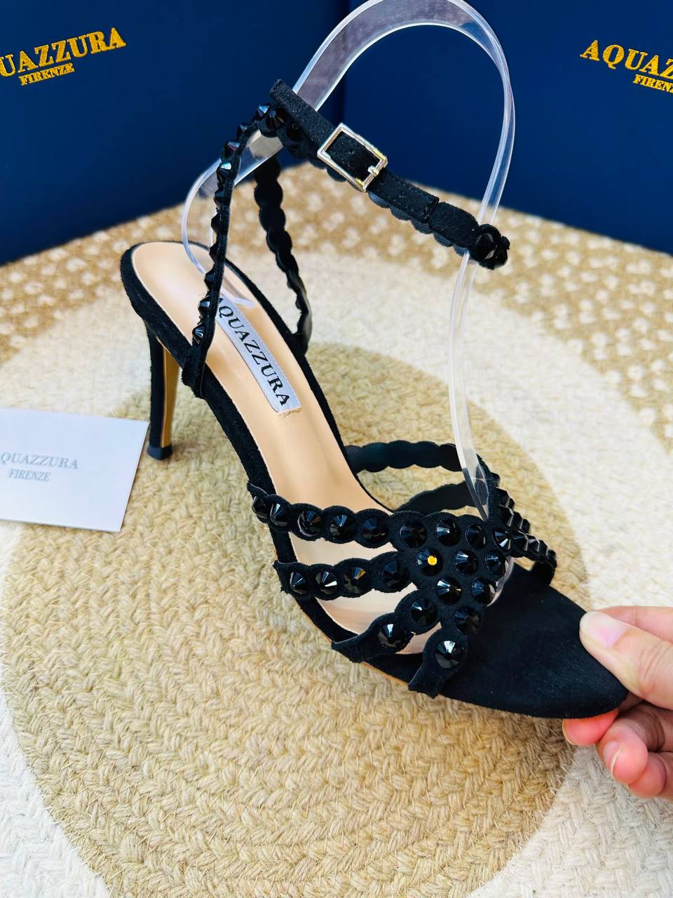 Aquazzura
High Quality
Size 36-42 
140 dhs🇦🇪🇦🇪

Zain132
♥️♥️♥️