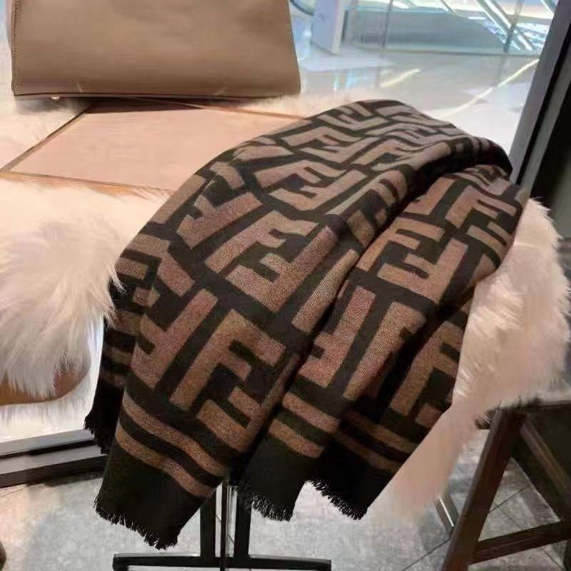 Winter scarf + Silk Scarf

45 dhs🪙🖤

Add Box 15 dhs🪙🖤

Zain93
♥️♥️♥️