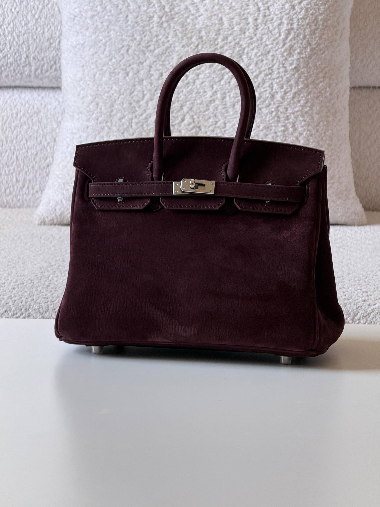 Hermes
Birkin 25cm💥Master quality ✅with box📦
🎁🎁🎁

610 dhs❣️

Zain52
♥️♥️♥️