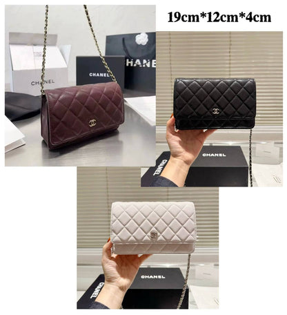 CHANEL 
COPY ONE 

WITH BOX 
🎁🎁🎁

190 dhs✅
leather 

Zain39
♥️♥️♥️