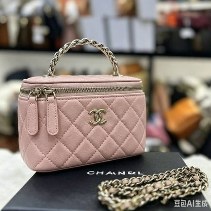 Chanel
110 dhs💛

Zain253
♥️♥️♥️