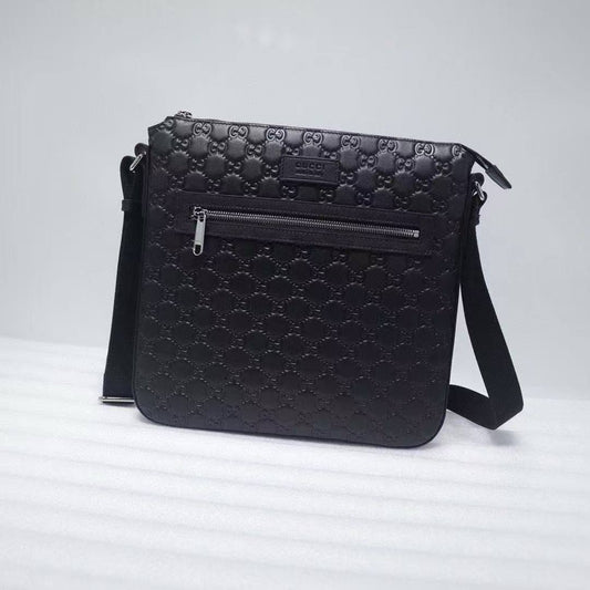Gucci Master
240 dhs🪙🖤

Zain228
♥️♥️♥️