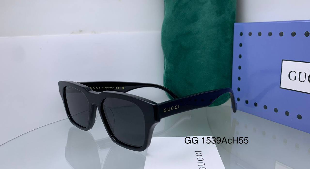 Gucci
master quality 
180 dhs✅

Zain126
♥️♥️♥️