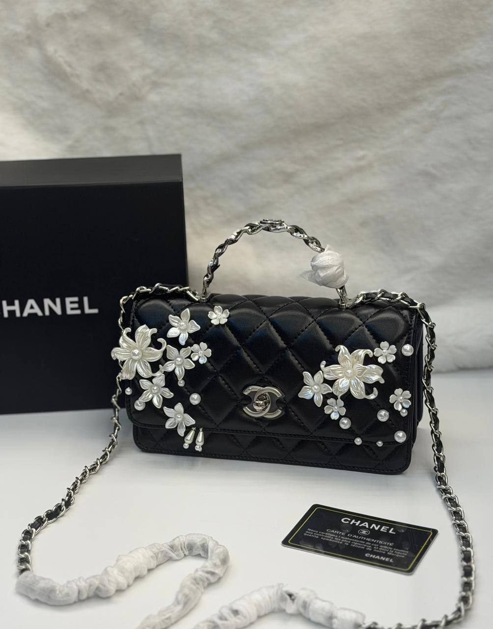 Chanel

220 dhs

Zain134
♥️♥️♥️