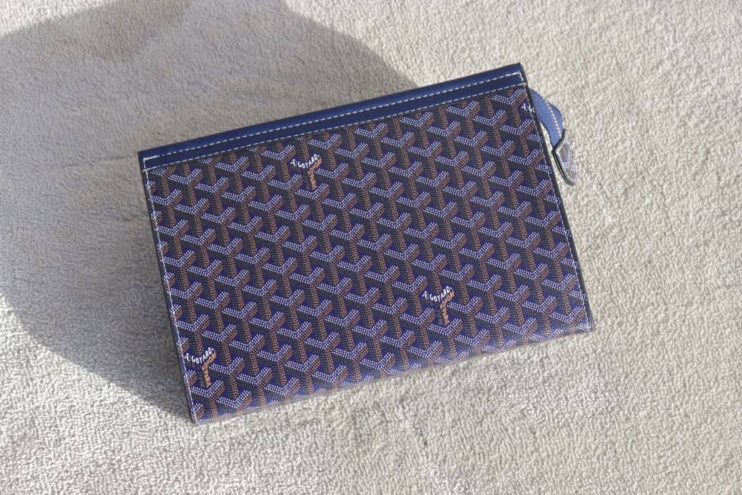 Men's Clutch
Good Quality
90 dhs🗽

Zain33
♥️♥️♥️