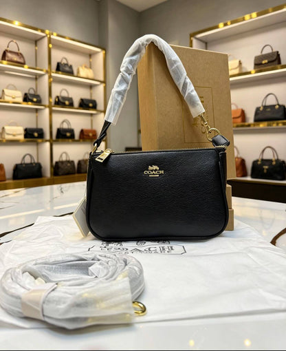 Coach 

80 dhs🇦🇪
have box

Zain07
♥️♥️♥️