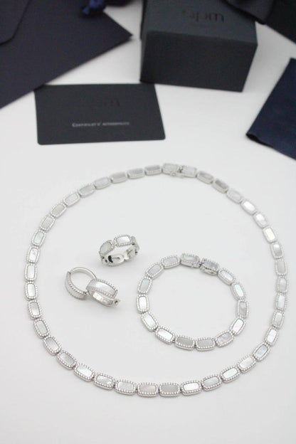 Master Accessories
For Price 👇 WTSP Text Zain 0568585901

Zain122
♥️♥️♥️