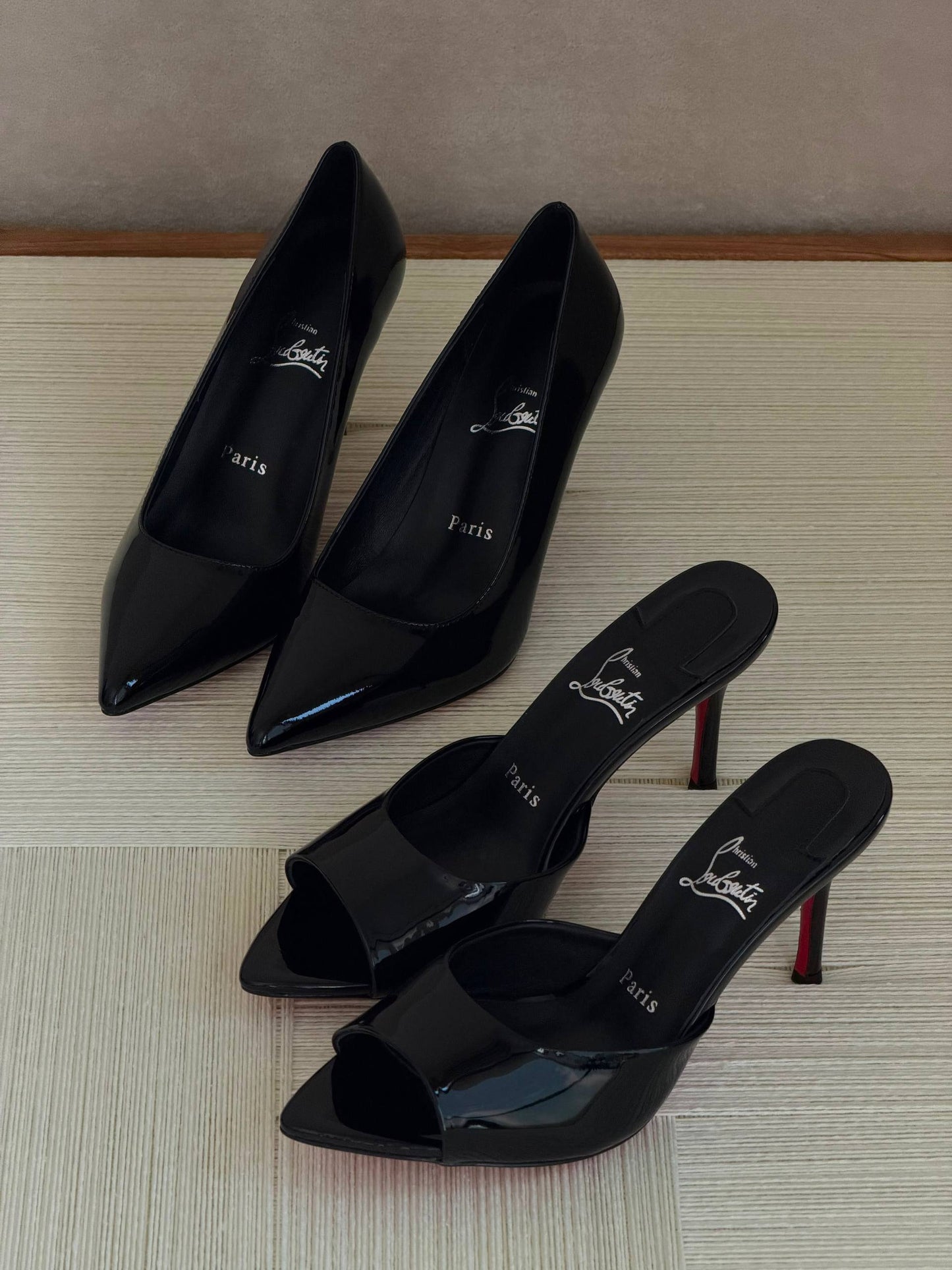 CHRISTIAN LABUTAN 
QUALITY:SUPER MASTER 😍💥
SIZE:36 TO 42🥰

490 dhs✅

Zain319
♥️♥️♥️