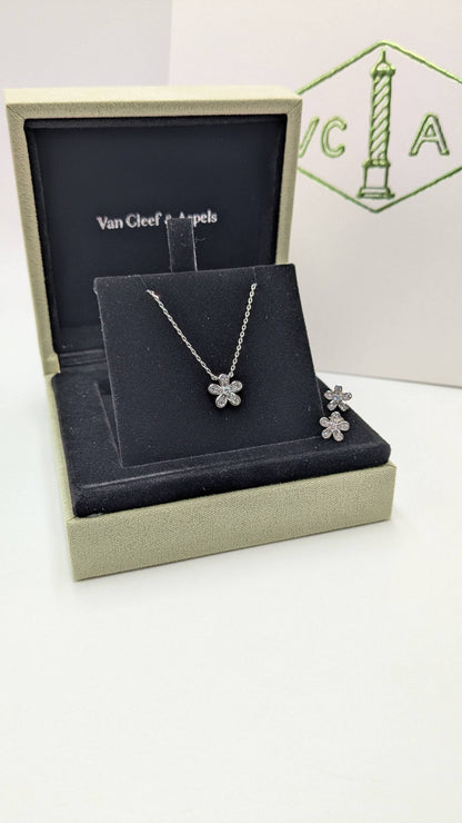 Van Cleef
Master Quality
Necklace & Earrings
110 dhs🇦🇪 with Normal Box 🎁
120 dhs🇦🇪 with Good Box 🎁
175 dhs🇦🇪    with Master box 🎁


Zain210
♥️♥️♥️