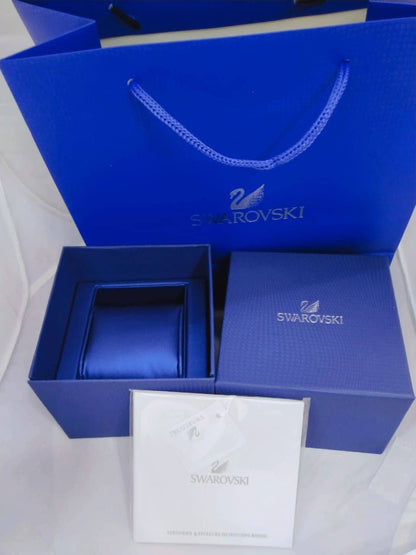Swarovski box & paper bag

35 dhs

Zain08
♥️♥️♥️
