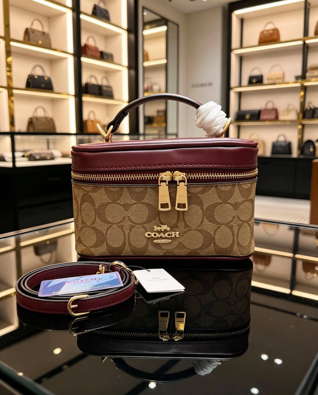 Coach 
with box
90 dhs✅✅

Zain07
♥️♥️♥️