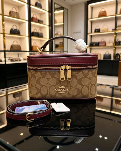 Coach 
with box
90 dhs✅✅

Zain07
♥️♥️♥️