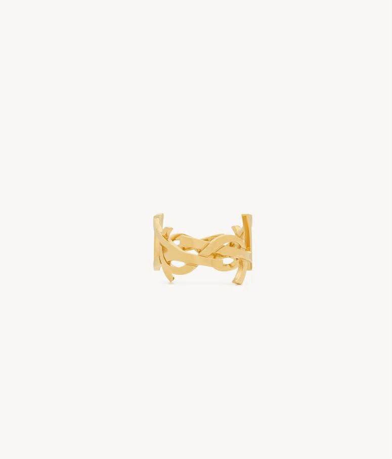 YSL Ring 💍 
Master Quality 

*45* AED normal box 📦

Zain48
♥️♥️♥️