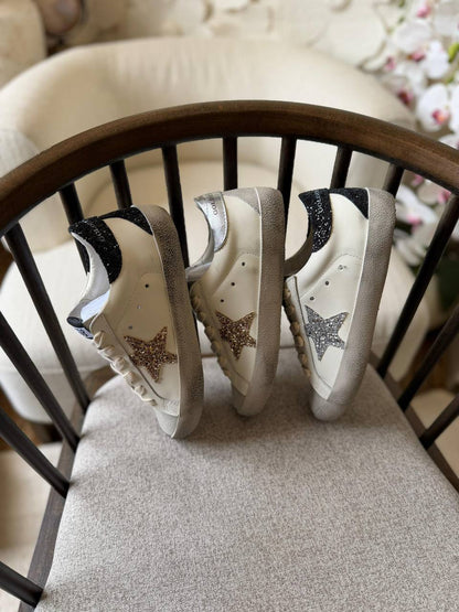 Golden Goose
𝑮𝑶𝑳𝑫𝑬𝑵 𝑮𝑶𝑶𝑺𝑬
𝑨𝑨𝑨 𝑸𝒖𝒂𝒍𝒊𝒕𝒚
𝑺𝒊𝒛𝒆 𝟑5 𝒕𝒐 𝟒2 
450 dhs✅

Zain81
♥️♥️♥️