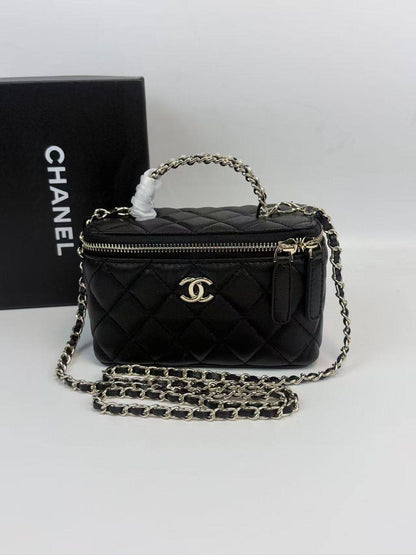 Chanel Master
250 dhs🗽

Zain228
♥️♥️♥️