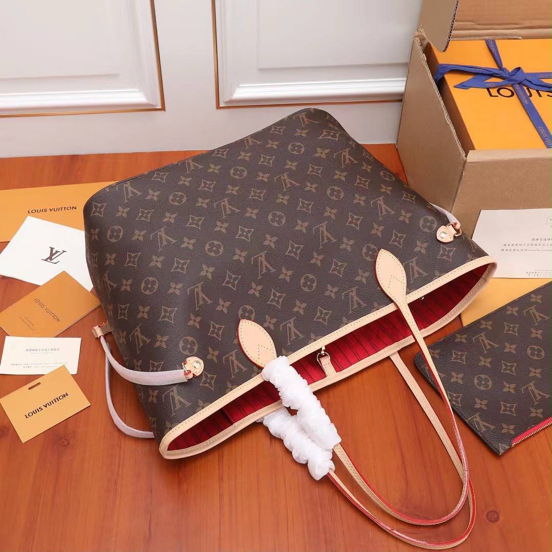 Gucci - YSL - 
Chanel - Goyard - Miu Miu
Master🌺🌺
For Price 👇 WhatsApp✅
0568585901 
0507557372
0552275751 Owner Zain 👌

Zain192
♥️♥️♥️