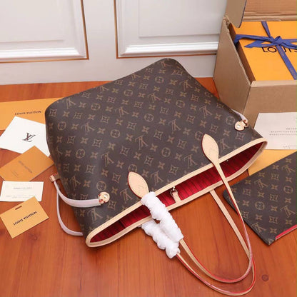 Gucci - YSL - 
Chanel - Goyard - Miu Miu
Master🌺🌺
For Price 👇 WhatsApp✅
0568585901 
0507557372
0552275751 Owner Zain 👌

Zain192
♥️♥️♥️
